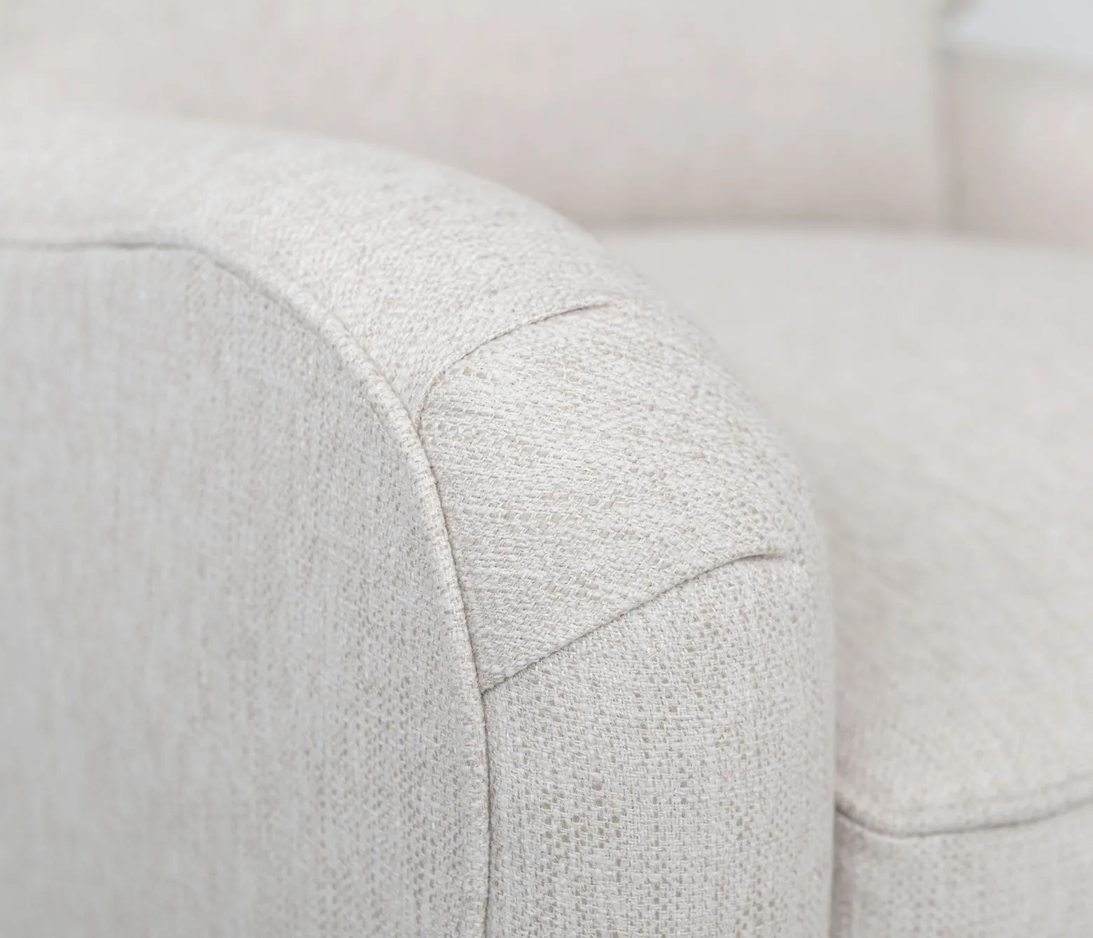 Ashford Loveseat