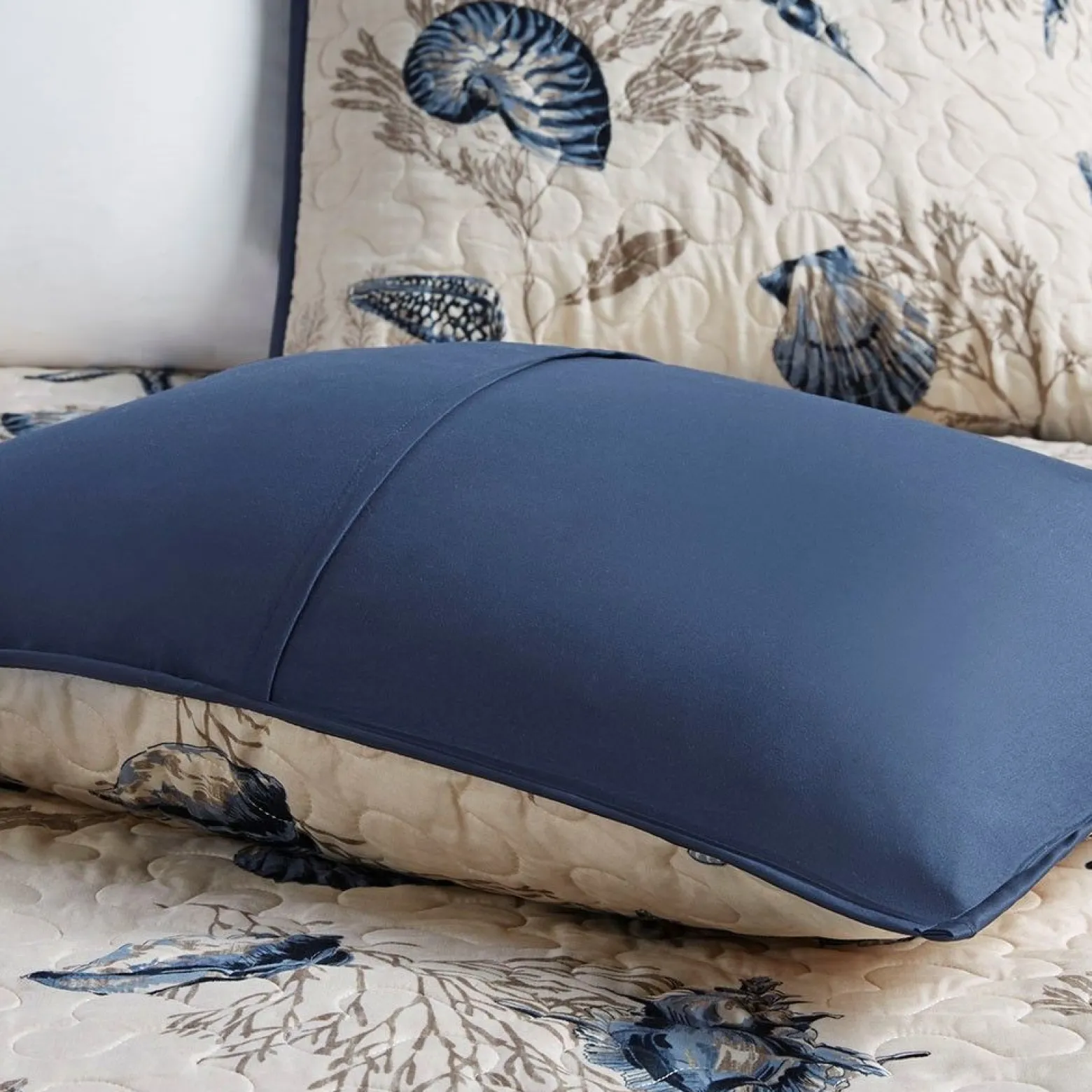 Bayside 6-Piece Reversible Coverlet Set - Full/Queen